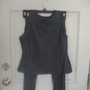 2 Pc Tuquoise Blue Athletic/Yoga Outfit Ladies Sz Small